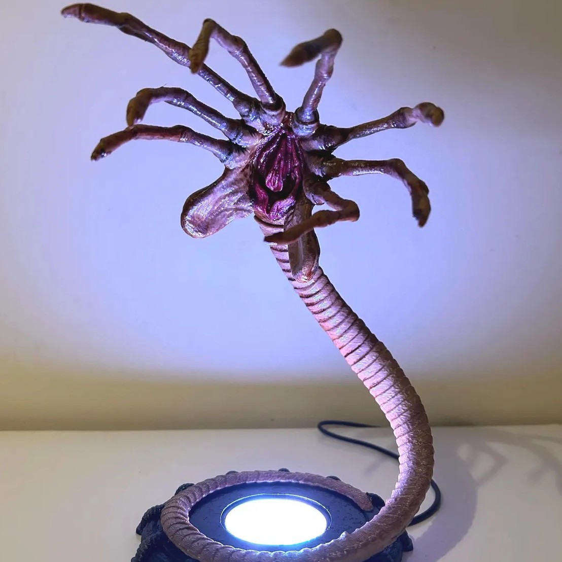 Alien Facehugger Lamp Nachtlam - Lighting Decor Home recensie en prijs